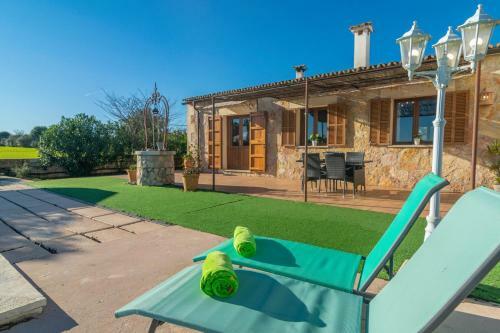 Villa Sa Vinya de Montblanc -rafal Roig-