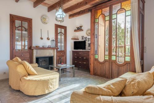 Finca Es Tur� Des Bessons