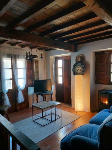 Casa A Escola