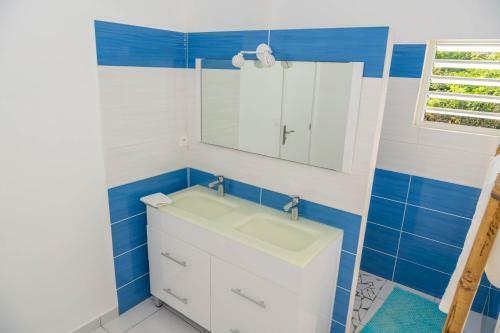 Villa "kot� Coul�e" Avec Superbe Piscine