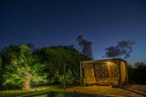 Villa "kot� Coul�e" Avec Superbe Piscine