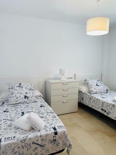 Amphora Beach 2 Bed Apartment
