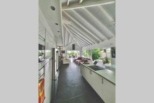 Villa White Piscine � D�bordement