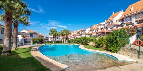 Apartamento Con Piscinas Y Muy Cerca de La Playa