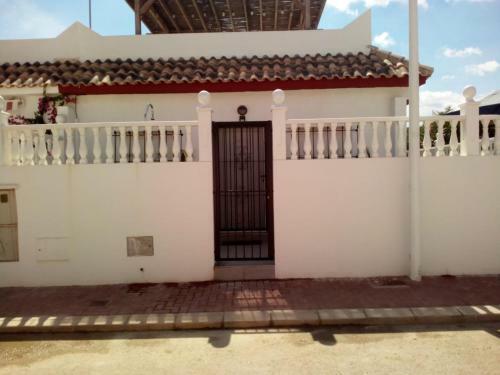 Immaculate 2-bed Villa With Pool In Mazarron