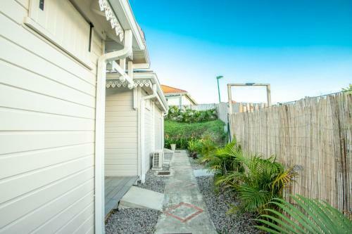 Apartamento Bungalow Vanille Pacane Vue Mer Avec Spa Priv�