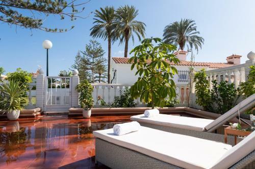 Best Location Bungalow Playa Del Ingles Private Terrace Pool