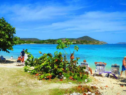 Apartamento Romantic 1br Condo & Private Pool @sapphire Beach IX