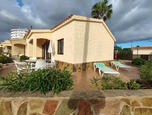 Apartamento Bungalow Santa Fe En Centro de Playa Del Ingl�s