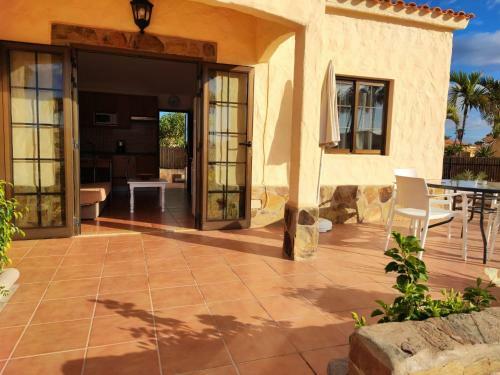 Apartamento Bungalow Santa Fe En Centro de Playa Del Ingl�s