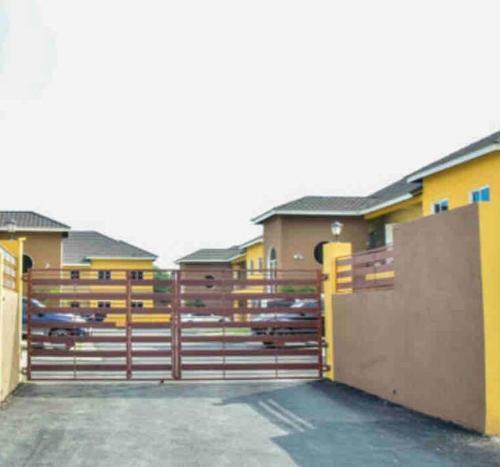 Apartamento Emerald Martyn - Oasis Gmg