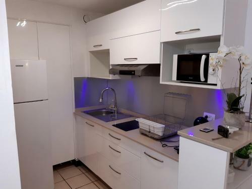 Apartamento Studio Climatis� - Piscine-plage - 2 � 3 Personnes