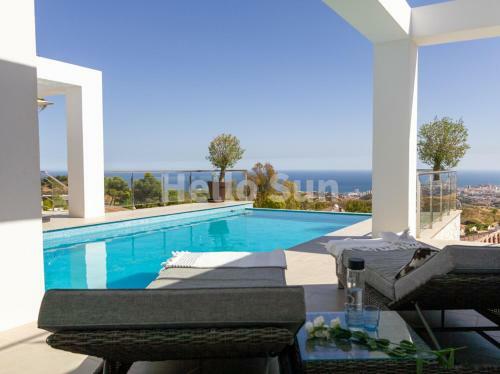 41-villa Casablanca With Stunning Views In Mijas!