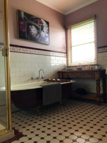 Hostal Sea Change Guesthouse