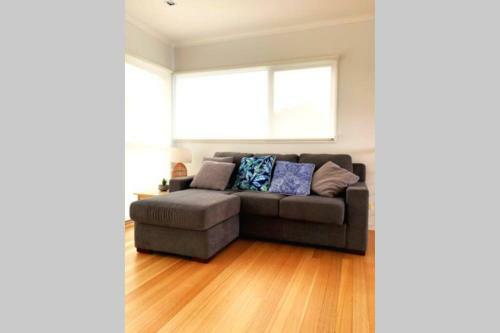 Apollo Ocean Blue ~ Oceanview ~wifi ~pet Friendly