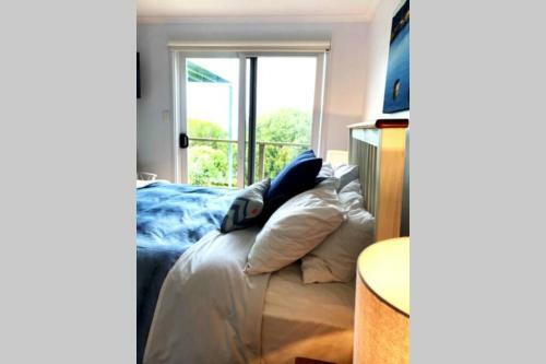 Apollo Ocean Blue ~ Oceanview ~wifi ~pet Friendly