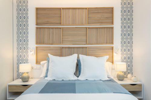 Club Delta Apartments By Ghr Rentals
