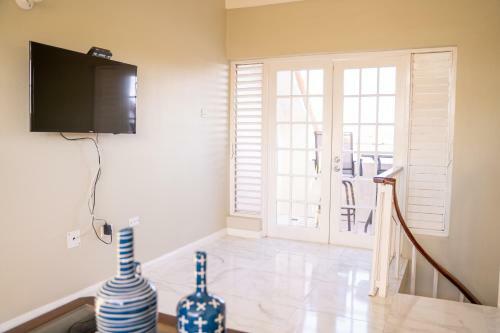 Apartamento Oceanfront Condo W/ Beach Access, Pool, & Gym (2f)