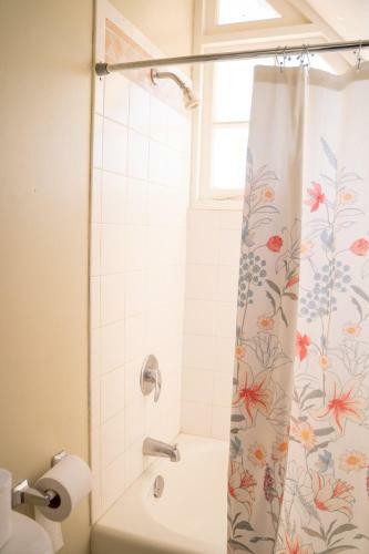 Apartamento Oceanfront Condo W/ Beach Access, Pool, & Gym (2f)