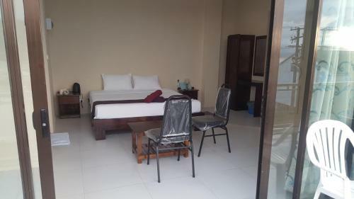 Hotel Bay View Barbers Lodge