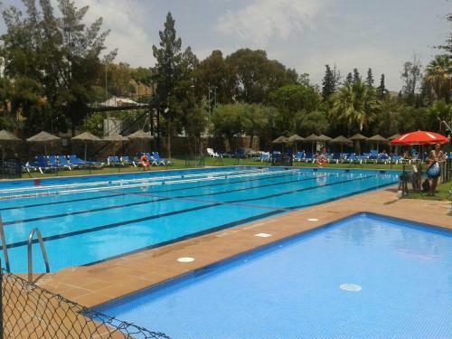 Apartamento Con 3 Piscinas Vistas Al Mar