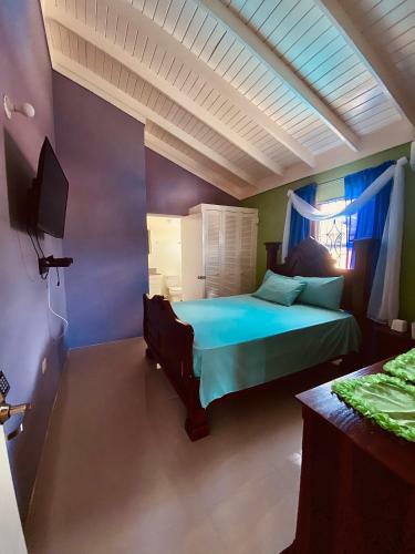 Paradise Villa Shared Onsite Private Pool Onsite Gym