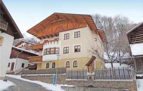 Apartment Quadratsch II