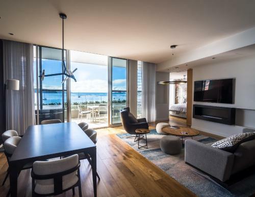 Promenade Penthouse Apartment