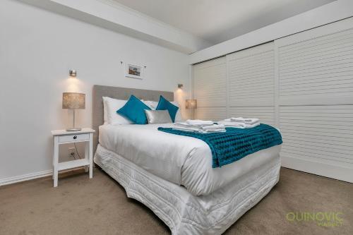 Apartamento Qv Princes Wharf Waterfront Apt With Balcony - 1030
