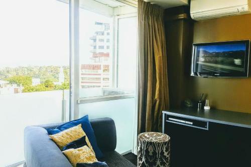 Cute Cbd Apartment With AC And Amazing Views