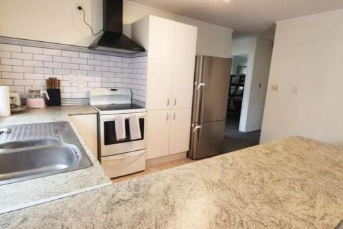 Cheerful 3br Home With Free Wifi & Netflix