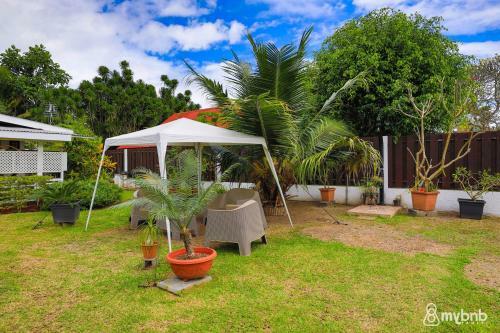 The Beach House In Punaauia