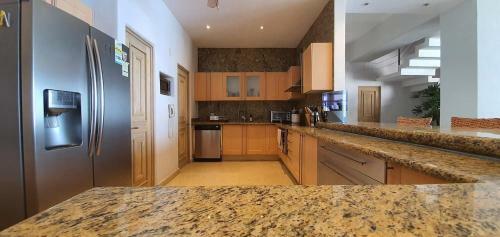 Apartamento Acapulco Rentals- Ph Milo