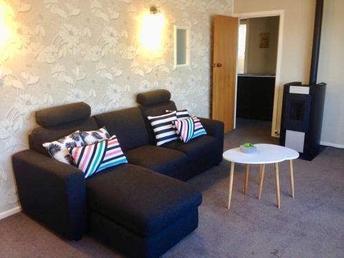 Hostal Big & Bright Guest House