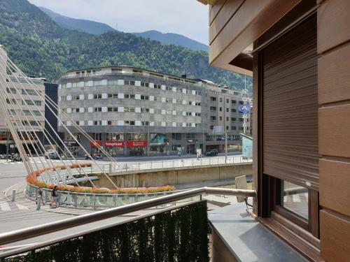Apartamento Centrico Loft En Andorra Capital Con Parking