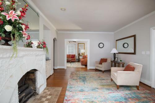 Redmont Revival-whole House-walkable-uab