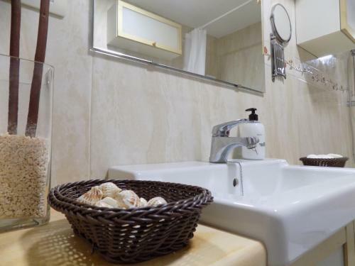 Apartamento La Farola - Centro de M�laga Con Parking