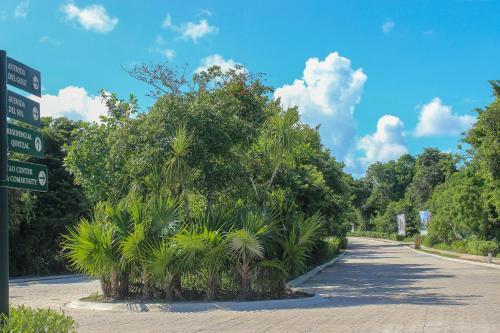 Apartamento Chic Modern Condo Private Balcony Infinity Pool In The Complex Wellness Focused Community