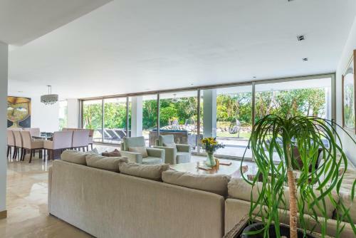 Villa Maya- Luxury Mansion