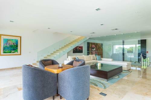 Villa Maya- Luxury Mansion