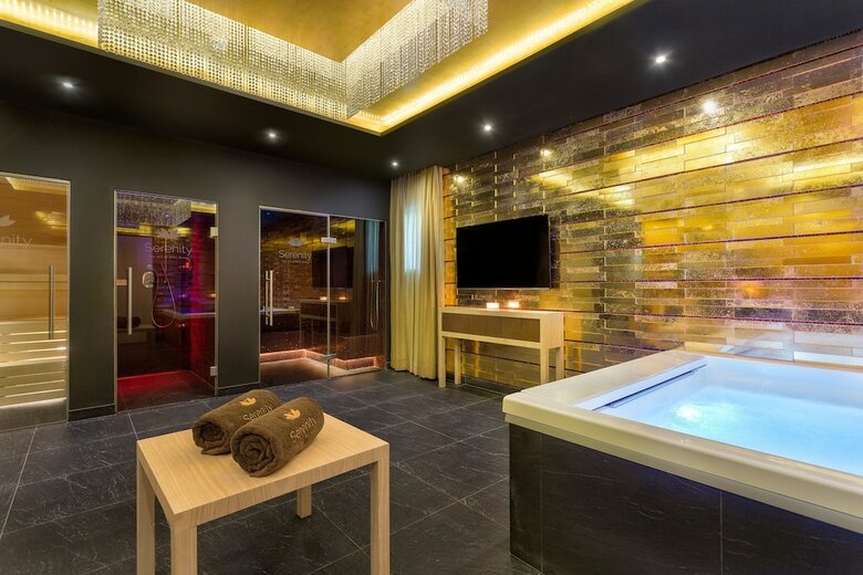 Pine Cliffs Hotel, A Luxury Collection Resort