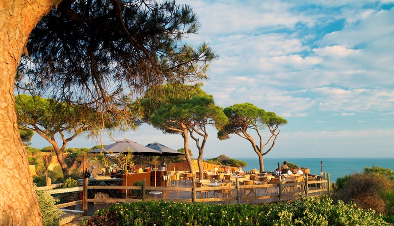 Pine Cliffs Hotel, A Luxury Collection Resort