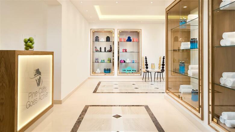 Pine Cliffs Hotel, A Luxury Collection Resort