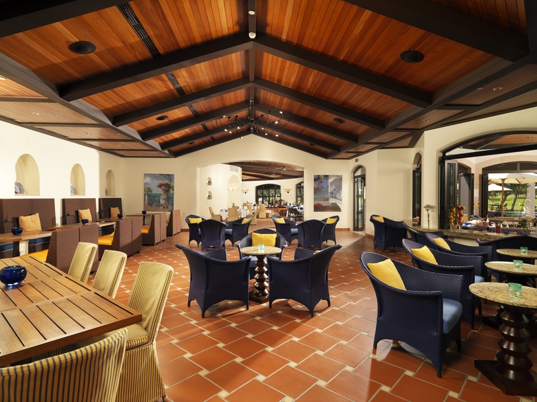Pine Cliffs Hotel, A Luxury Collection Resort