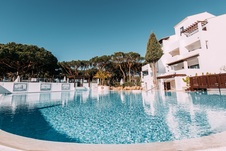 Pine Cliffs Hotel, A Luxury Collection Resort