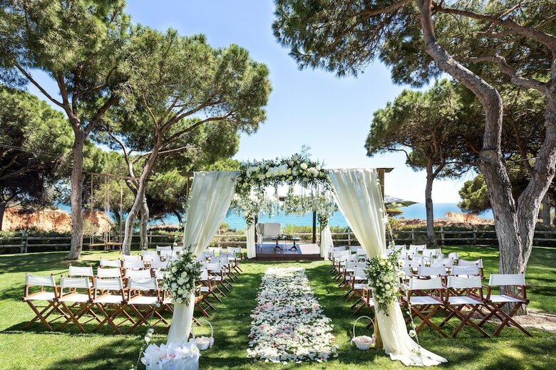Pine Cliffs Hotel, A Luxury Collection Resort