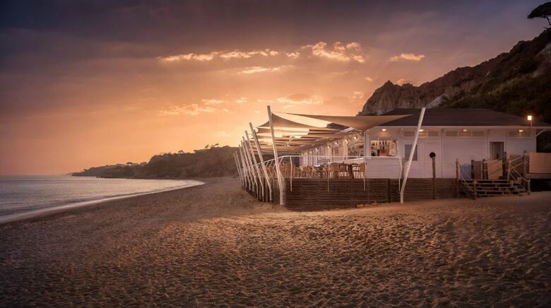 Pine Cliffs Hotel, A Luxury Collection Resort