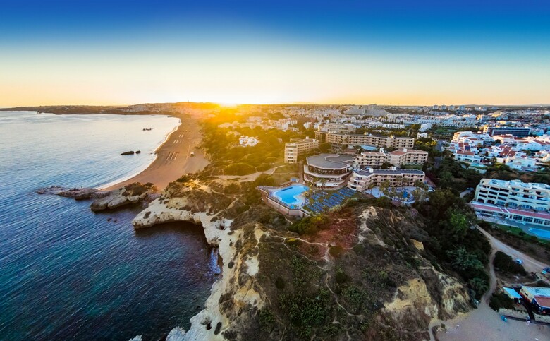 Hotel Auramar Beach Resort