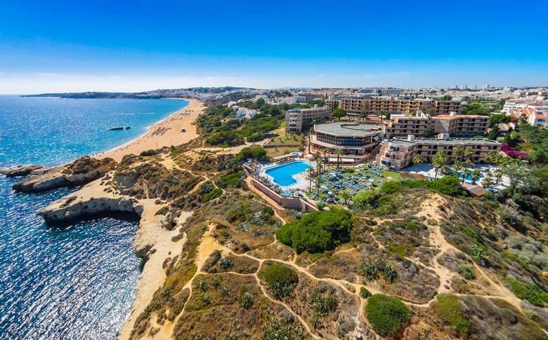 Hotel Auramar Beach Resort