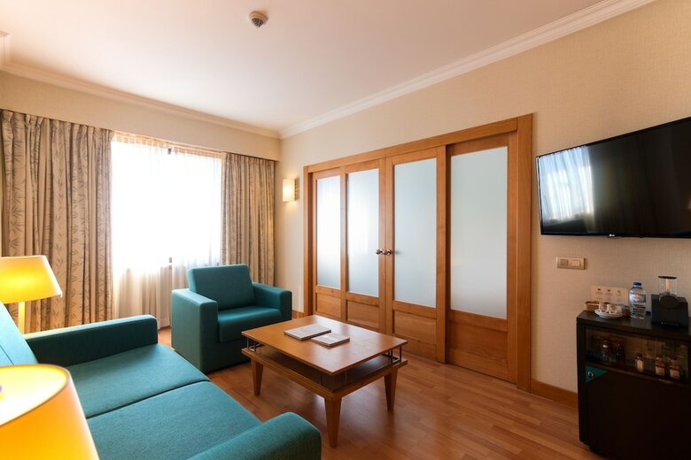Sana Metropolitan Hotel